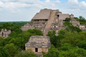 Ek balam : découvrez le site maya méconnu près de Valladolid