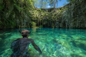 Plonger dans un cenote : guide complet pour les débutants