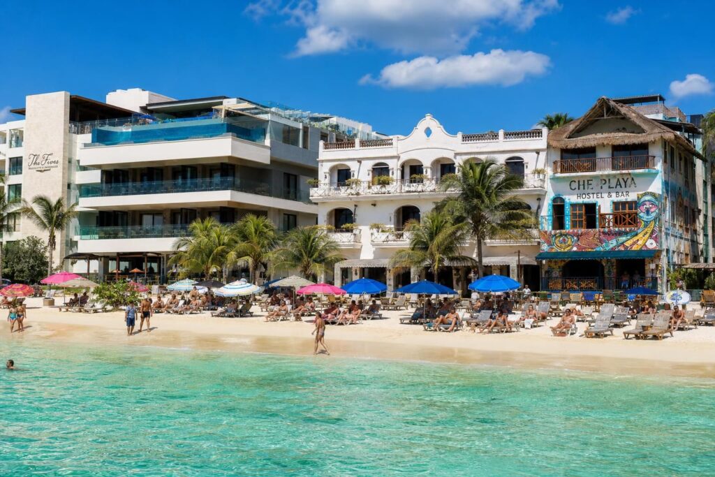découvrez notre sélection d'hôtels à playa del carmen, adaptés à tous les budgets pour un séjour inoubliable entre mer et culture.