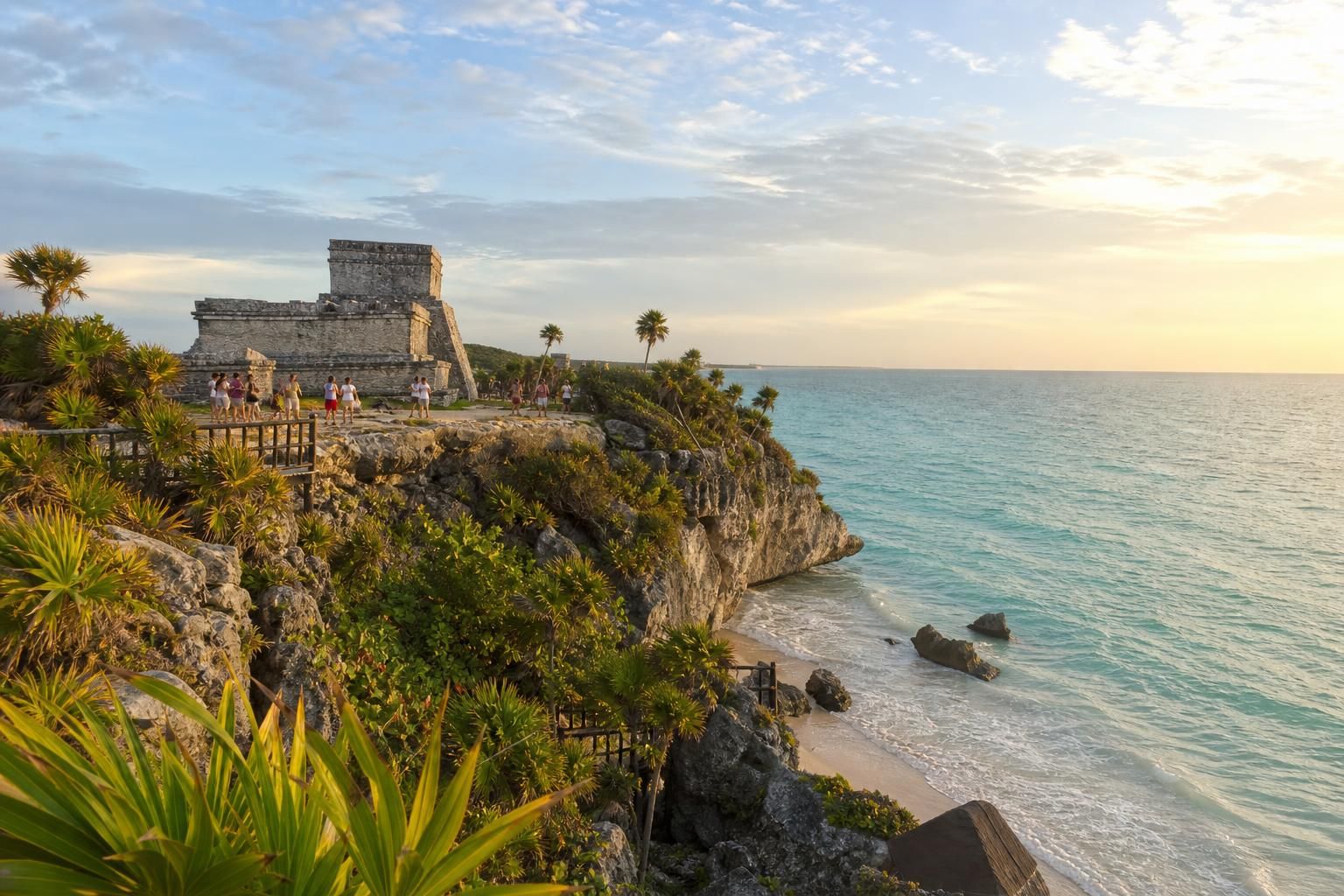 découvrez comment organiser efficacement votre visite entre la ville animée de tulum et ses célèbres ruines mayas. guide pratique pour profiter au mieux de ces deux expériences incontournables.